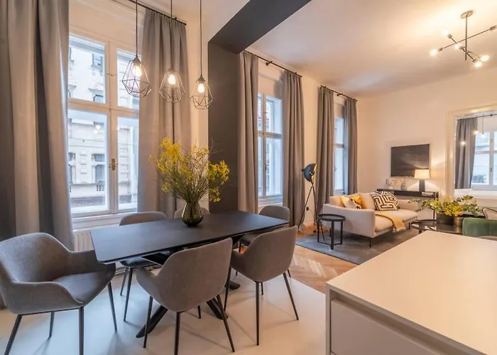 Josef's I Pink Flamingo I Deluxe Apartmán Vídeň