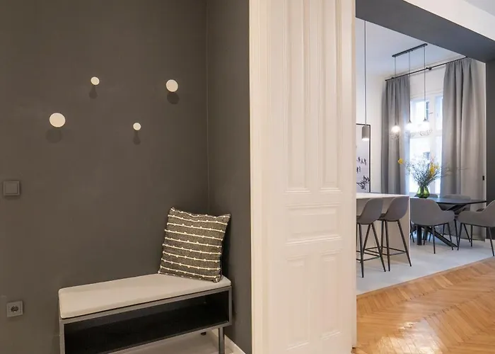 Apartment Josef's I Pink Flamingo I Deluxe